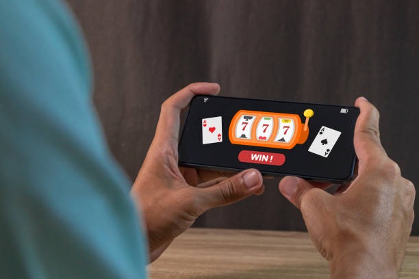 Mobile phone showing lapan8 live table interface